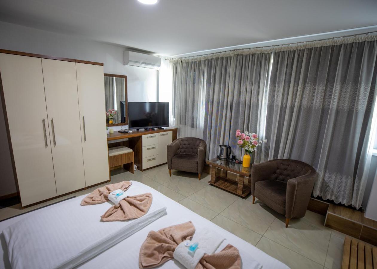Guest House Agropapuk Šid Exteriör bild