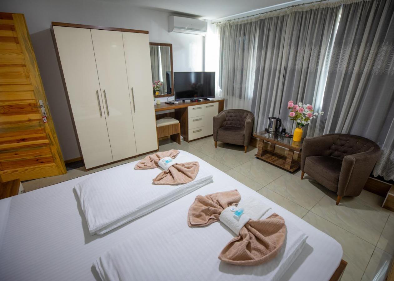 Guest House Agropapuk Šid Exteriör bild